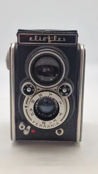 Ferrania Elioflex 6x6 pseudo TLR-kamera