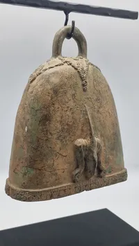 Thailandsk tempelklokke fra oldtiden. Ældre reproduktion