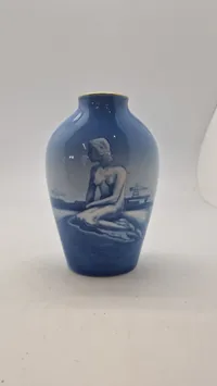 Bing & Grøndahl vase med motivet af "Den Lille Havfrue".