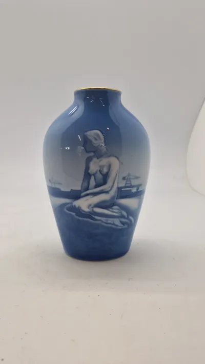 Bing & Grøndahl vase med motivet af "Den Lille Havfrue".