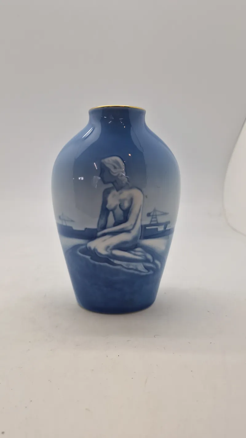 Bing & Grøndahl vase med motivet af "Den Lille Havfrue".