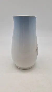 Bing & Grøndahl Art Nouveau Vase med Landsbykirke, modelnummer 1302/6210