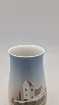 Bing & Grøndahl Art Nouveau Vase med Landsbykirke, modelnummer 1302/6210