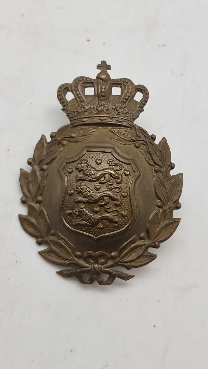 Originalt M/23 hjelmmærke