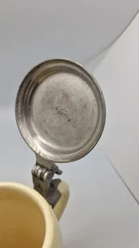 Tysk ølkrus med tinlåg