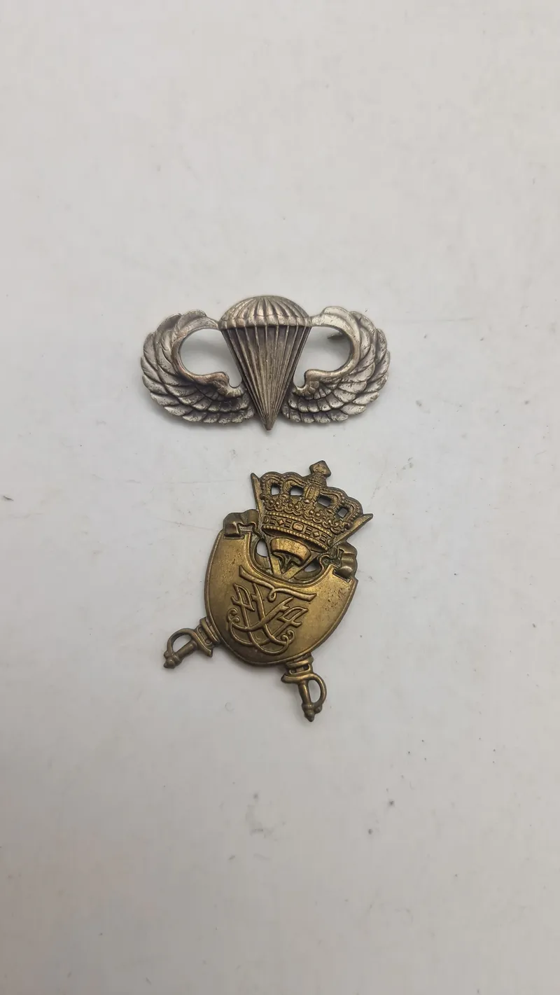 Original ww2 amerikansk vinge af sterlingsølv, og dansk regimentsmærke