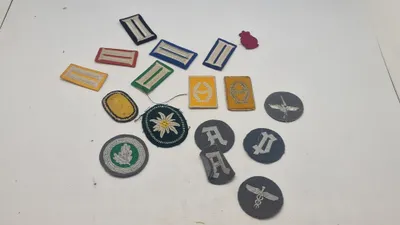 Samling originale DDR mærker
