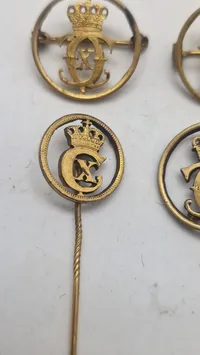 Originale Kong Christian X pins lavet ud af mønter