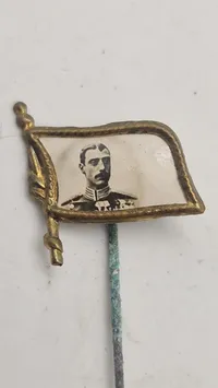 Original Kong Christian X pin