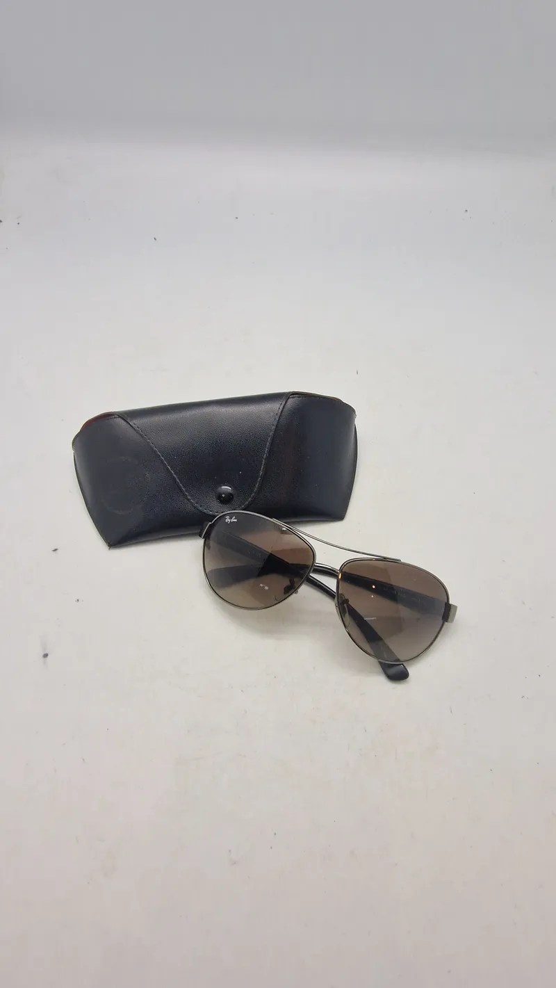 Originale Rayban solbriller med etui