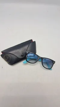 Originale Rayban solbriller med etui