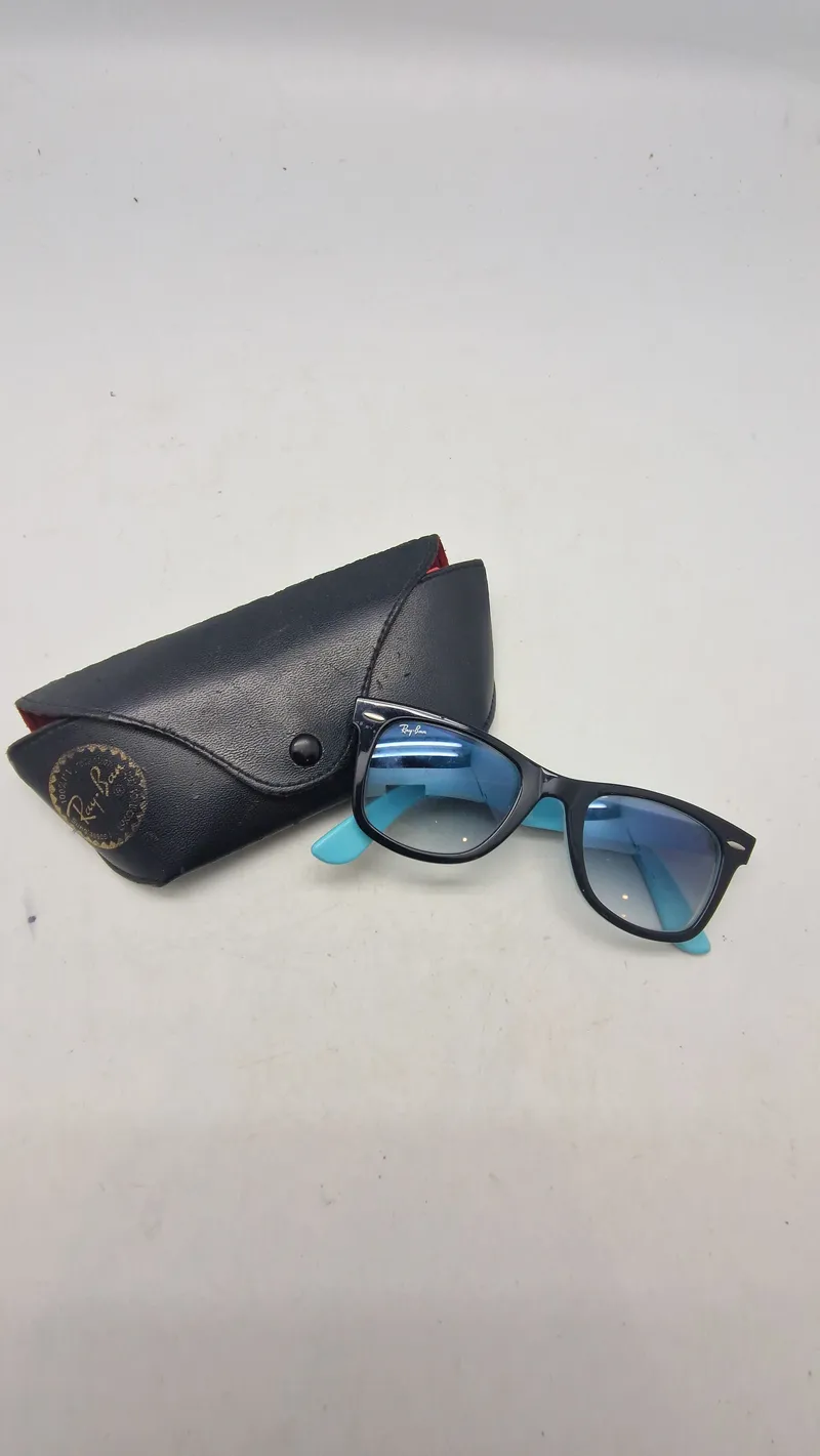 Originale Rayban solbriller med etui