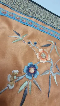 Originalt 18 tals kinesisk broderi silke