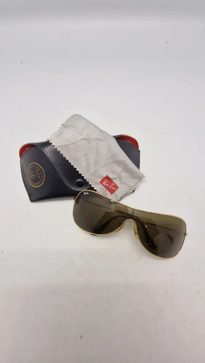Originale Rayban solbriller med etui
