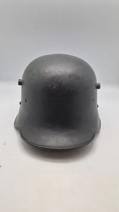 Original Tysk WW1 hjelm senere brugt af CF