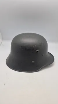 Original Tysk WW1 hjelm senere brugt af CF