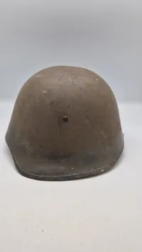 Original dansk M/41 hjelm anvendt af den danske modstandsbevægelse