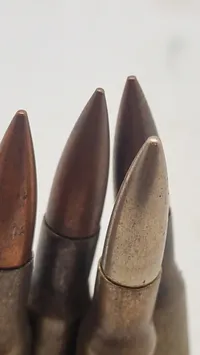 Original Garand laderamme med deaktiverede AMA patroner