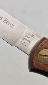 Mercedes Benz reklame kniv