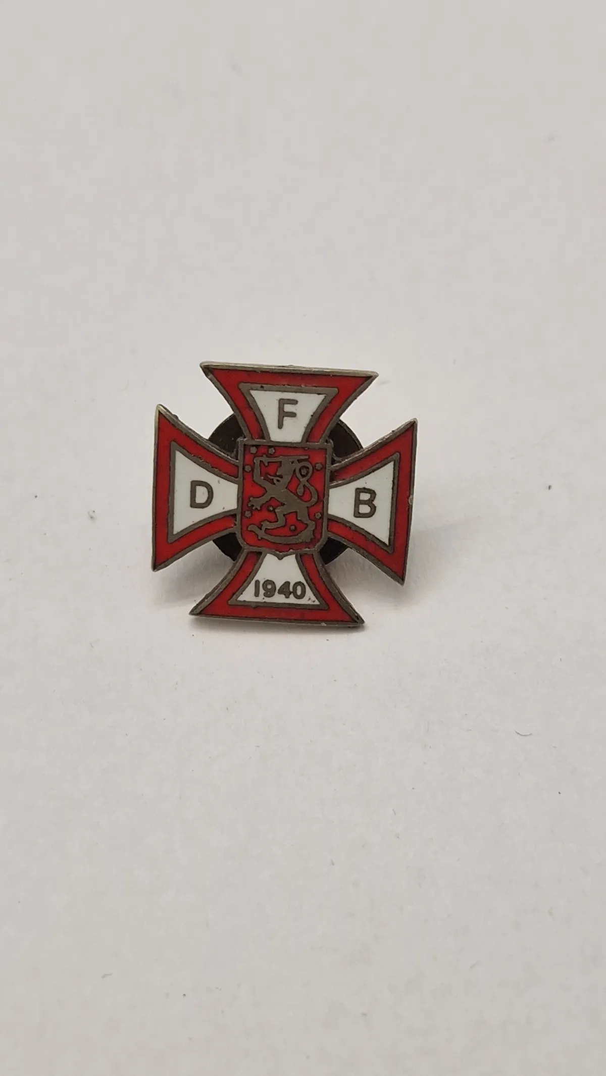 Originalt miniature Finlands kors fra deres veteranforening