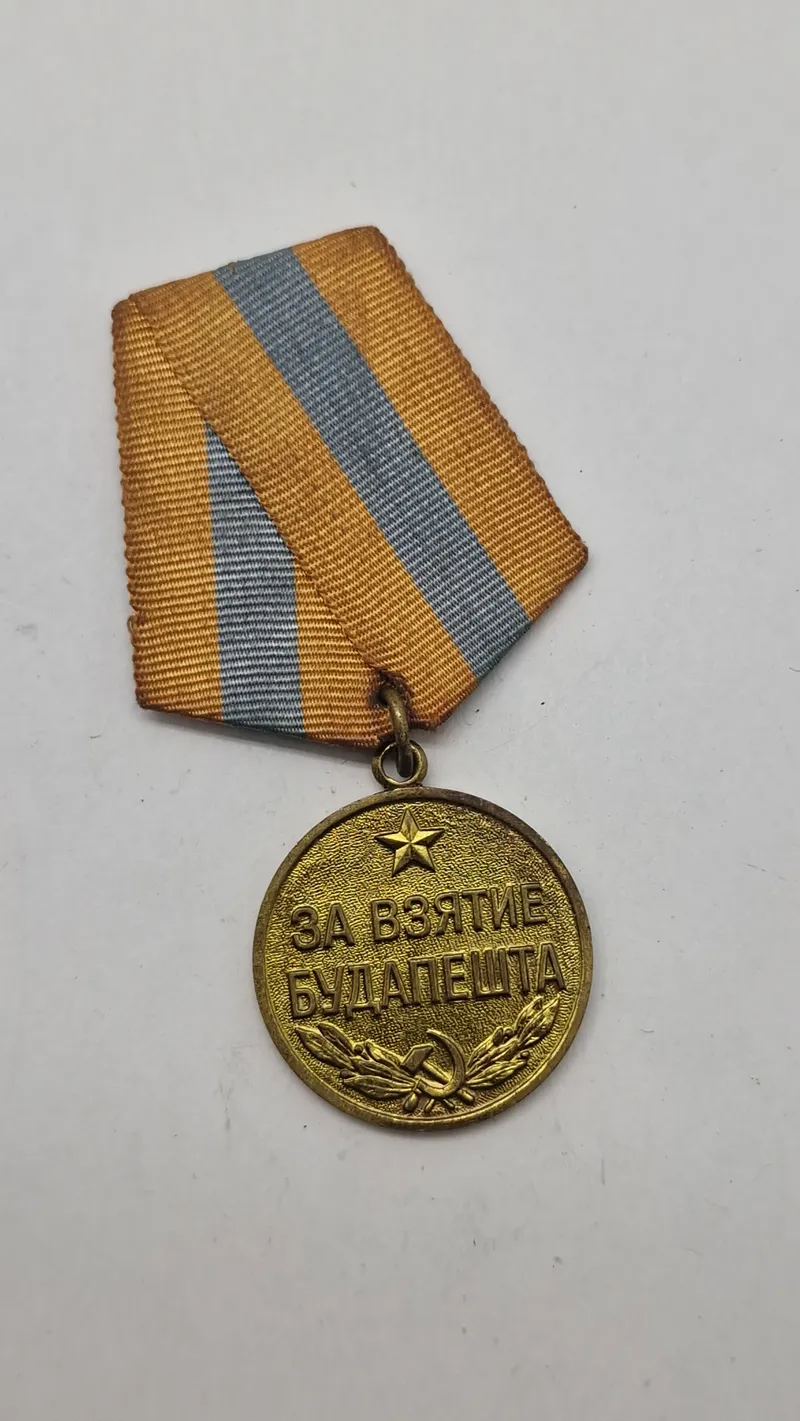 Original sovjetisk medalje "For erobringen af Budapest"