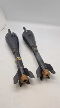 Ekstremt sjældent og komplet sæt Energa geværgranater for M1 Garand. Bemærk at eksercerpatronerne medfølger