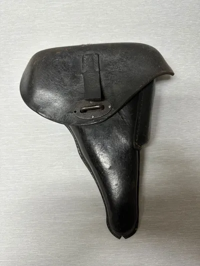 Originalt P38 hylster med mindre mangler