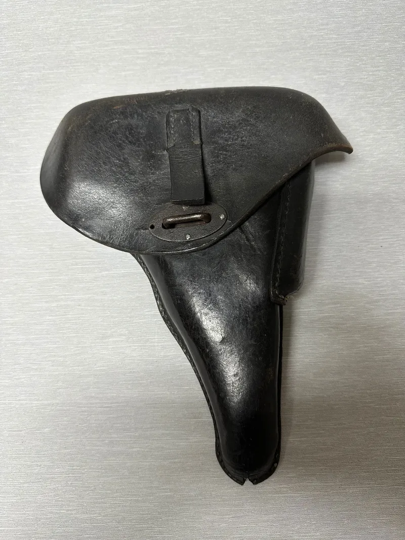 Originalt P38 hylster med mindre mangler