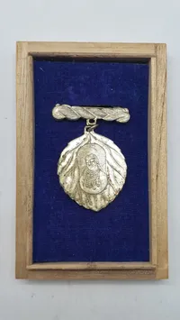 Originalt fortjensttegn fra Patriotic Women's Association (大日本婦人會).