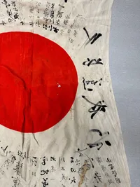 Original Japansk  Good Luck Flag (寄せ書き日の丸, yosegaki hinomaru) med spor af blod