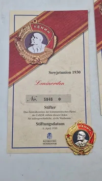 To stk leninordenen med samler certifikat