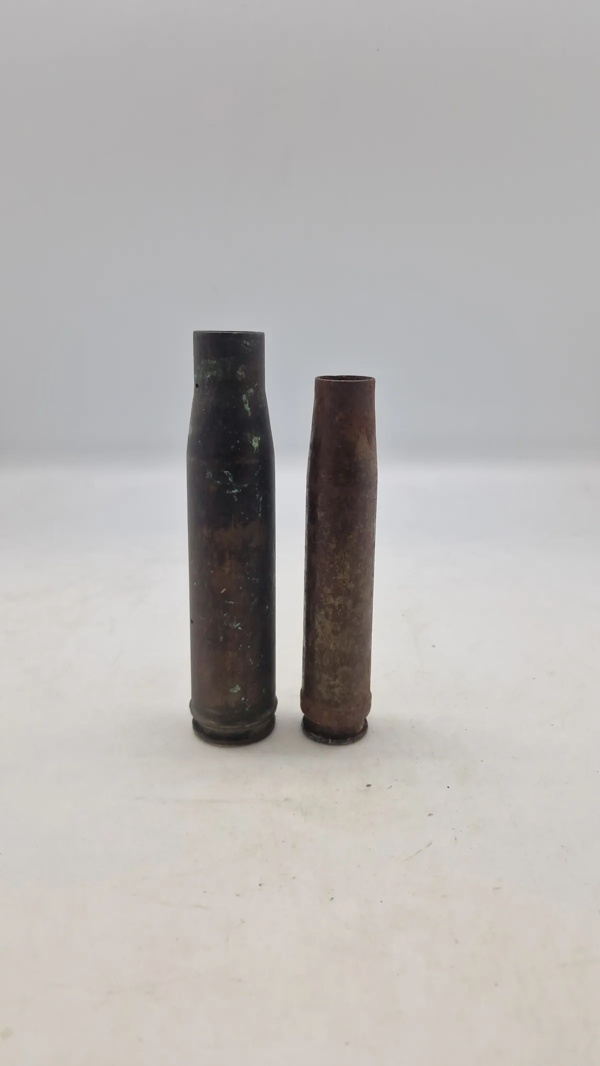 Originale hylstre, bl.a. tysk 2 cm flak