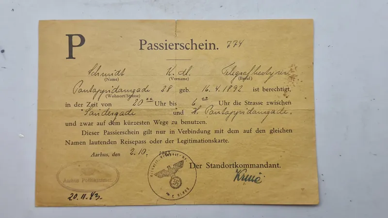 Originalt Passierschein  udstedt i Aarhus