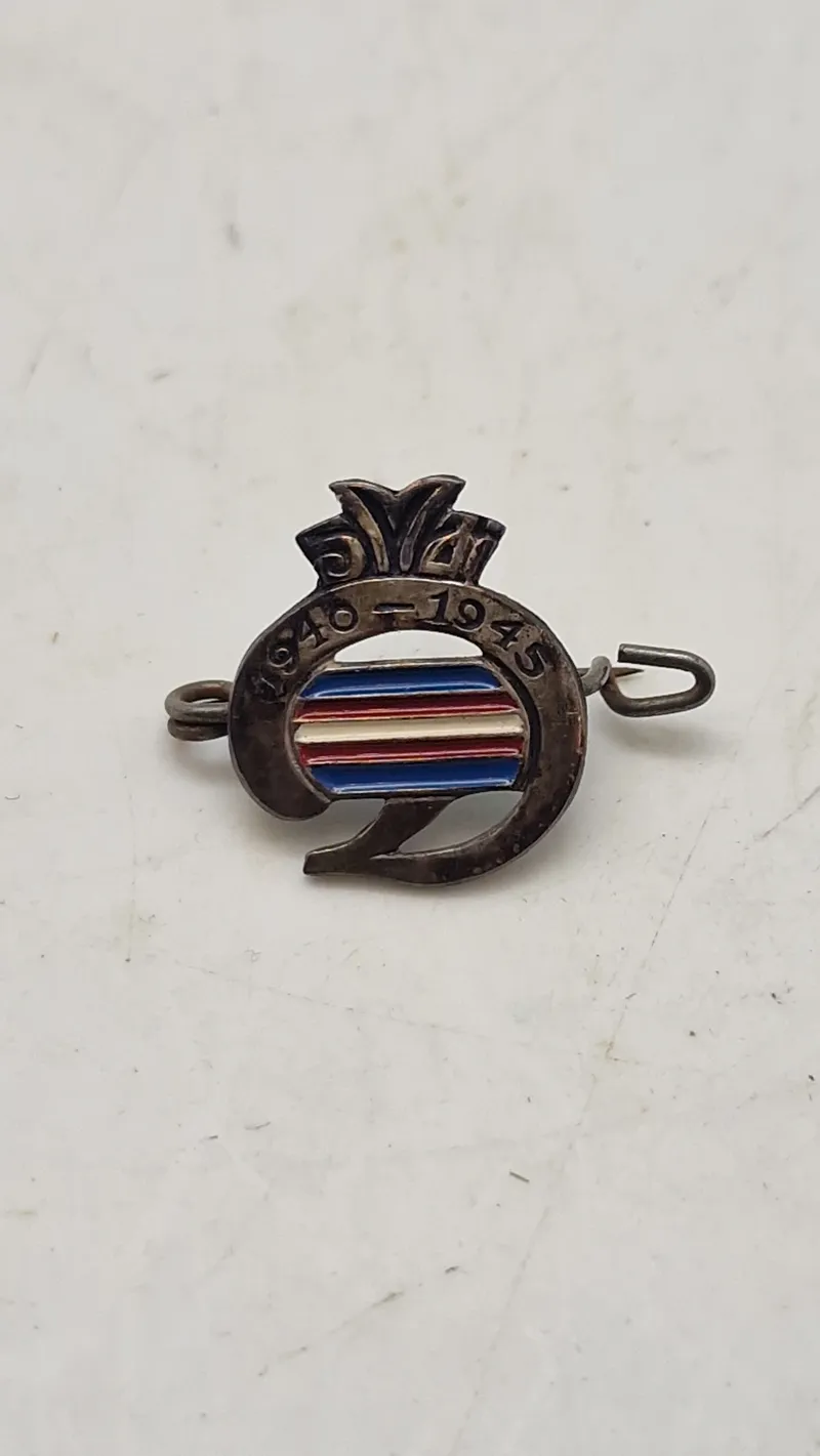 Original sølv pin fra den danske modstandsbevægelse