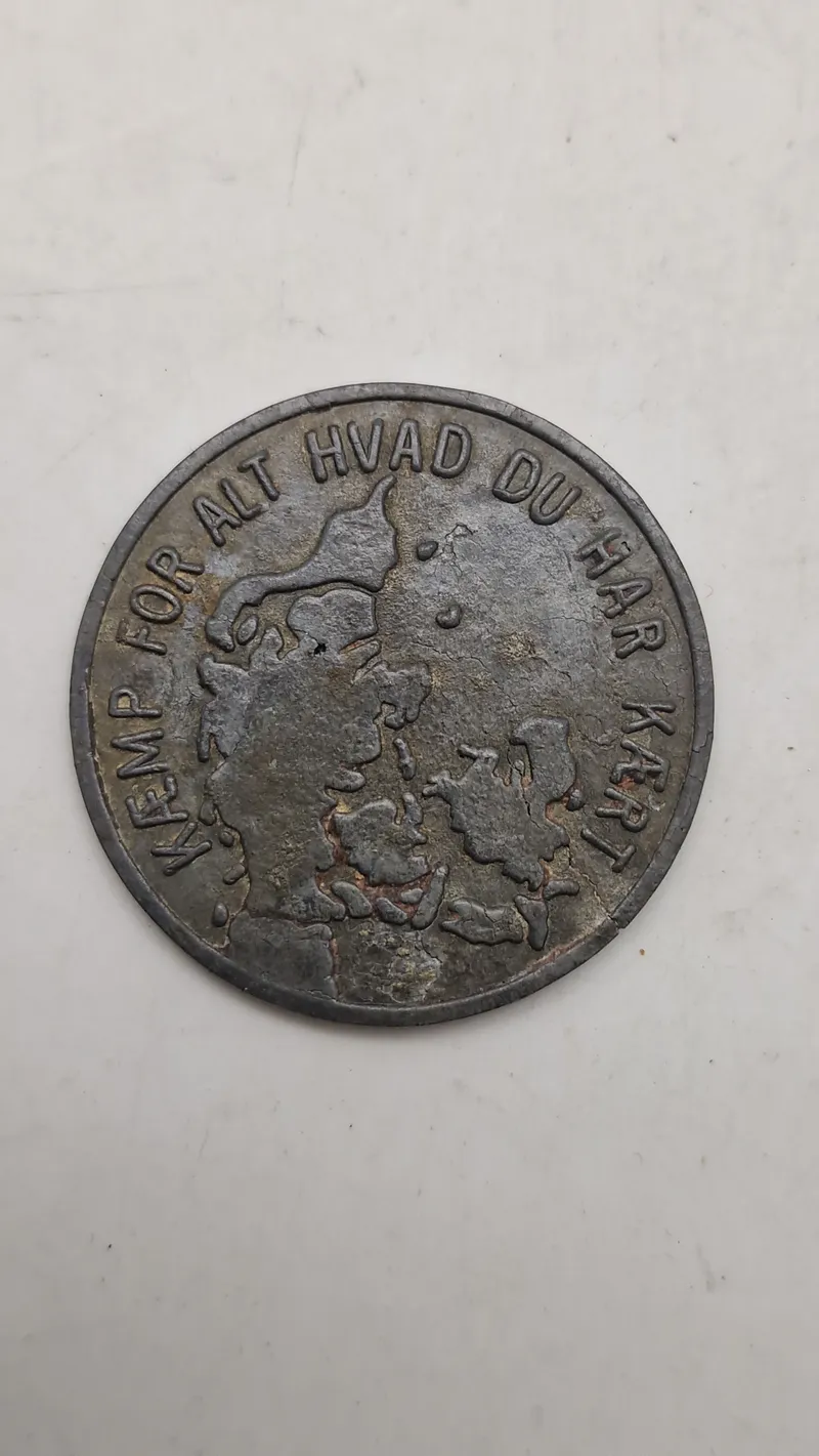 Sjælden original minde mønt fra den danske besættelse. Tidlig udgave