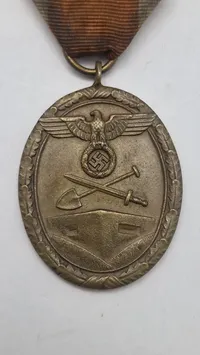 Original Deutsches Schutzwall-Ehrenzeichen