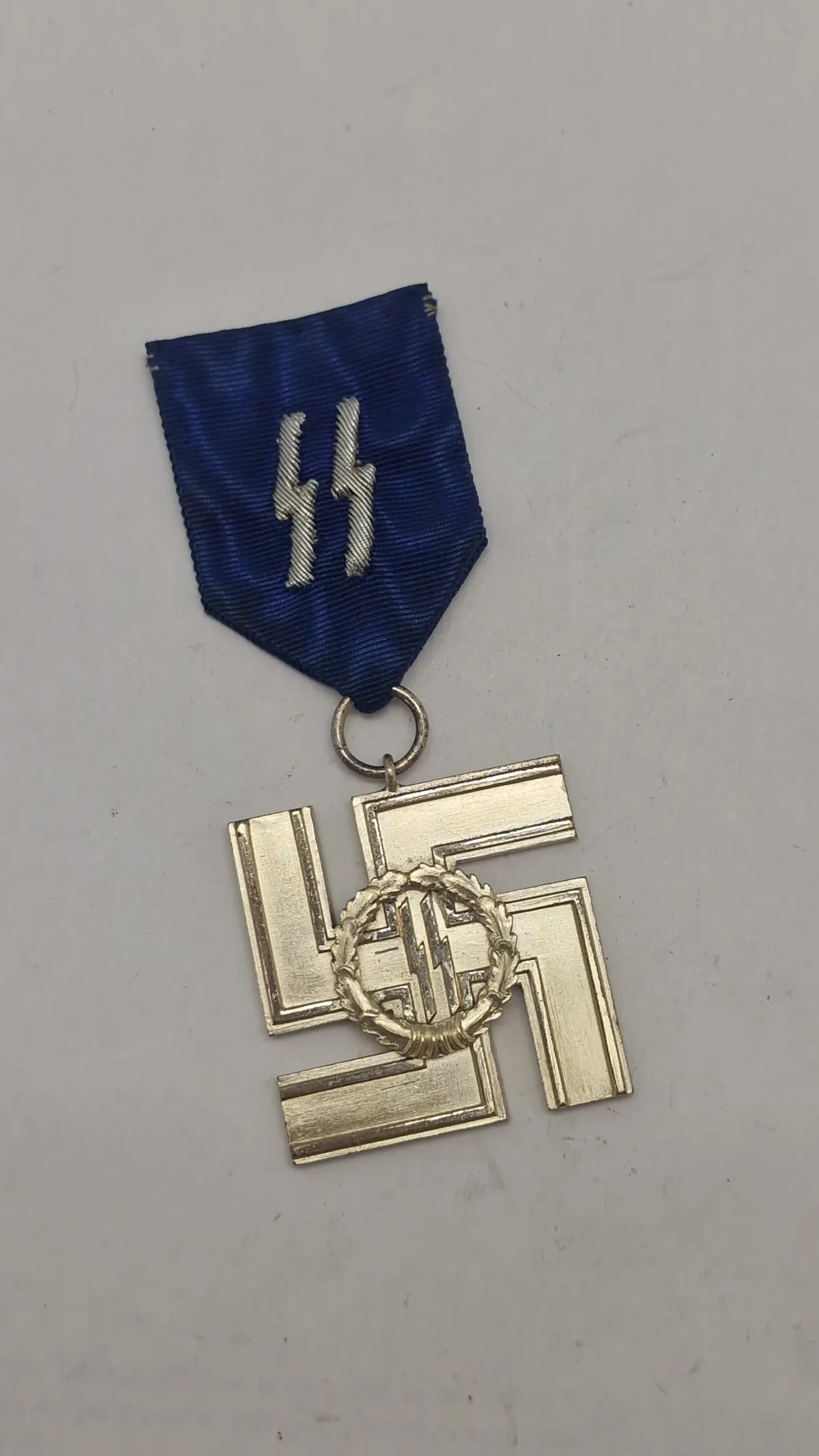 Waffen SS medalje, efterkrigs