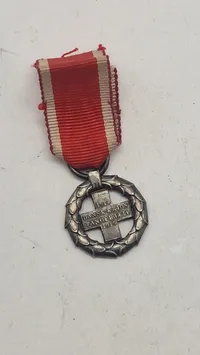 Original røde kors medalje for krigsfangehjælp, miniture
