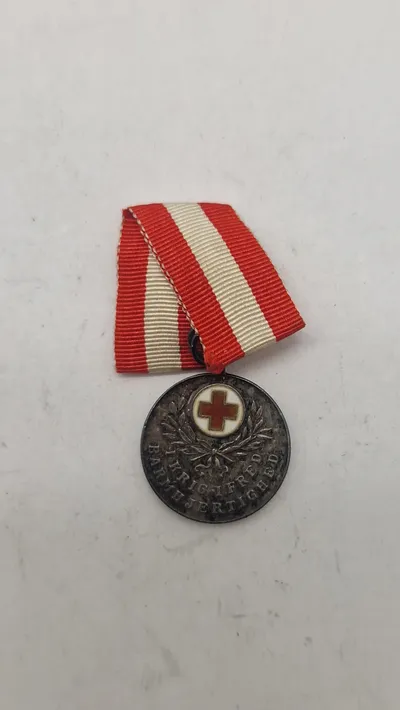 Original Dansk Røde Kors medalje for krigshjælp, miniature