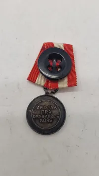 Original Dansk Røde Kors medalje for krigshjælp, miniature
