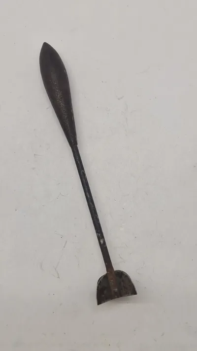 Original tysk ww1 fléchette, et pilformet stålprojektil kastet ned over skyttegravene