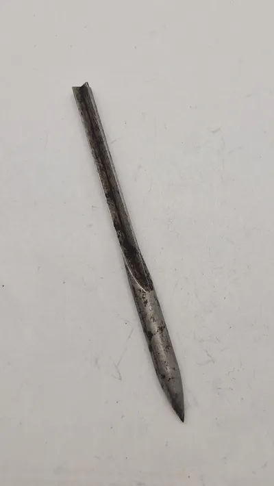 Original tysk ww1 fléchette, et pilformet stålprojektil kastet ned over skyttegravene