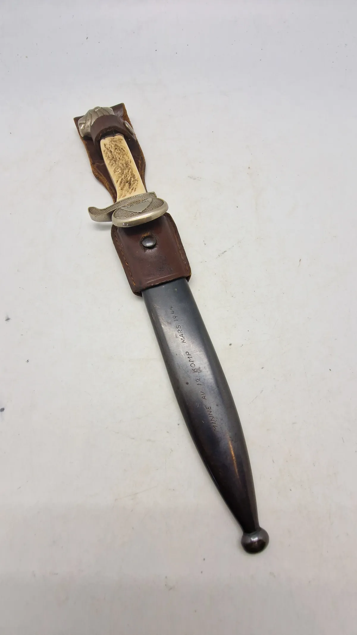 Original Svensk Udgangsbajonet / Permissionsbajonet, navngiven til Løjtnant Larsson (Minde om 12 kompagni, marts 1944