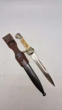 Original Svensk Udgangsbajonet / Permissionsbajonet, navngiven til Løjtnant Larsson (Minde om 12 kompagni, marts 1944