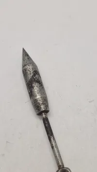 Original tysk ww1 fléchette, et pilformet stålprojektil kastet ned over skyttegravene