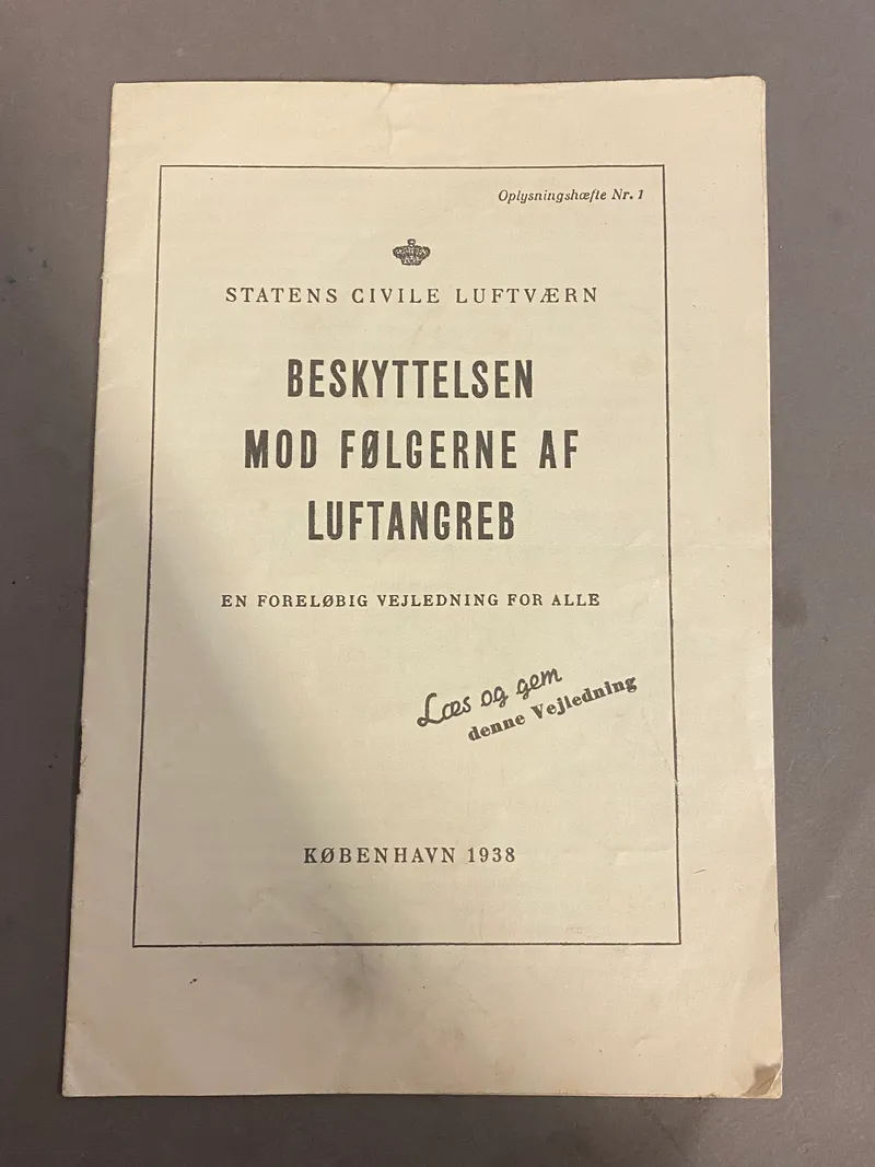 Original pjece fra 1938 - luftangreb