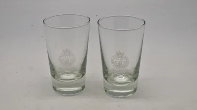 Snapseglas, Navy, Army & Air Force Institutes