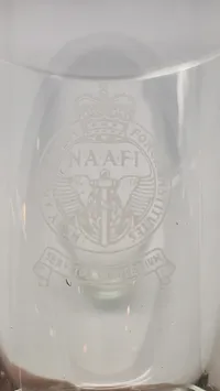 Snapseglas, Navy, Army & Air Force Institutes