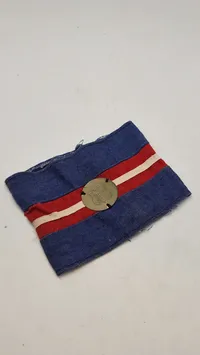 Originalt armbind anvendt af den danske modstandsbevægelse