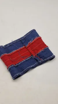 Originalt armbind anvendt af den danske modstandsbevægelse